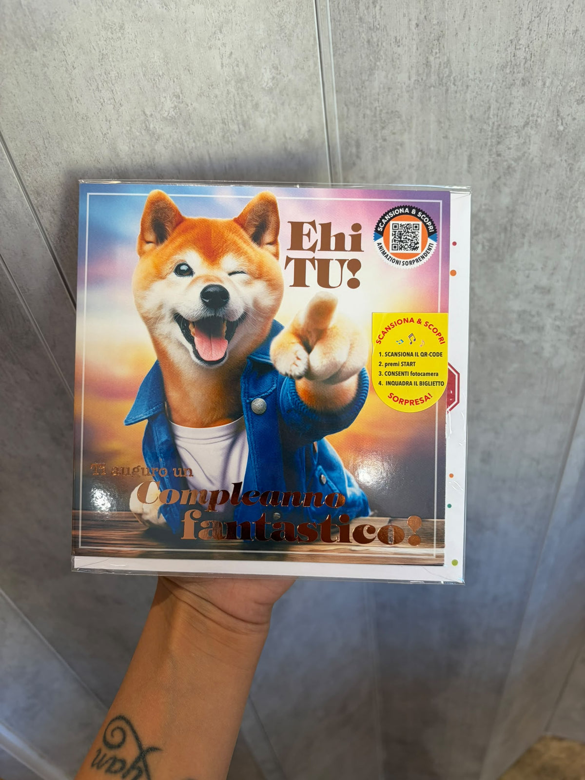 Ehi tu! Ti auguro un compleanno fantastico!