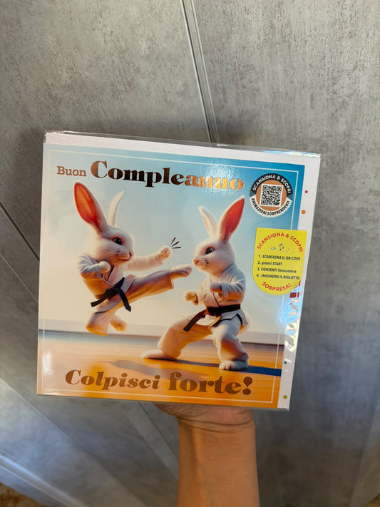 Buon compleanno! Colpisci Forte!