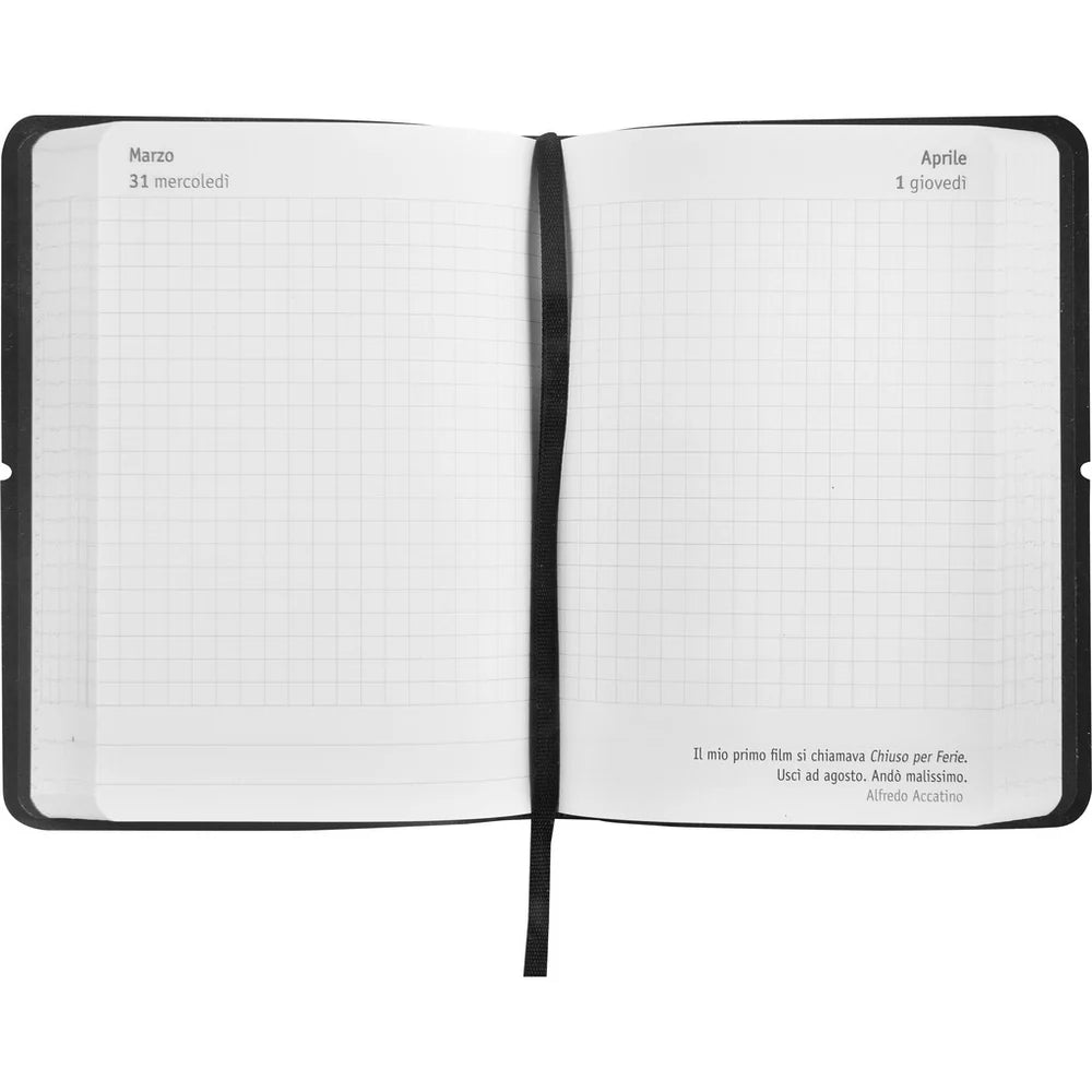 Agenda 16 Mesi 2026/27 - COMIX U Yourself - Giornaliera magenta